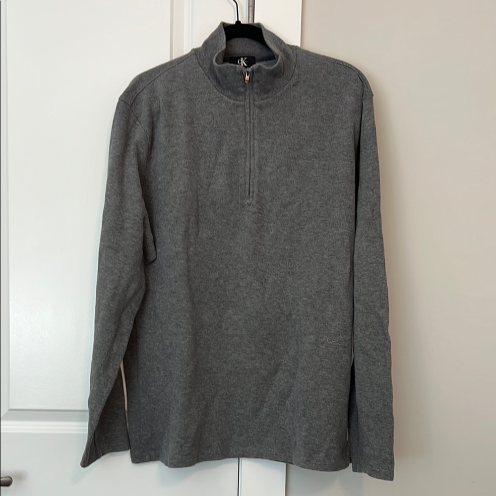 Calvin Klein Men's Gray Sweater